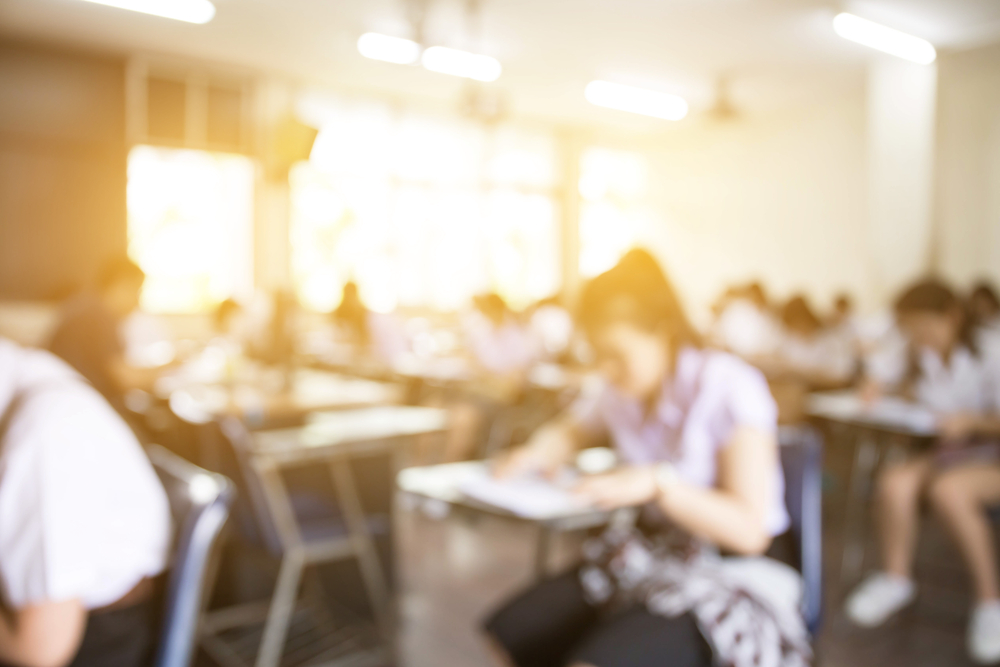 Proposta di posticipare l'inizio delle scuole al 26 settembre 2024: classi troppo calde e pochi istituti con l'aria condizionata