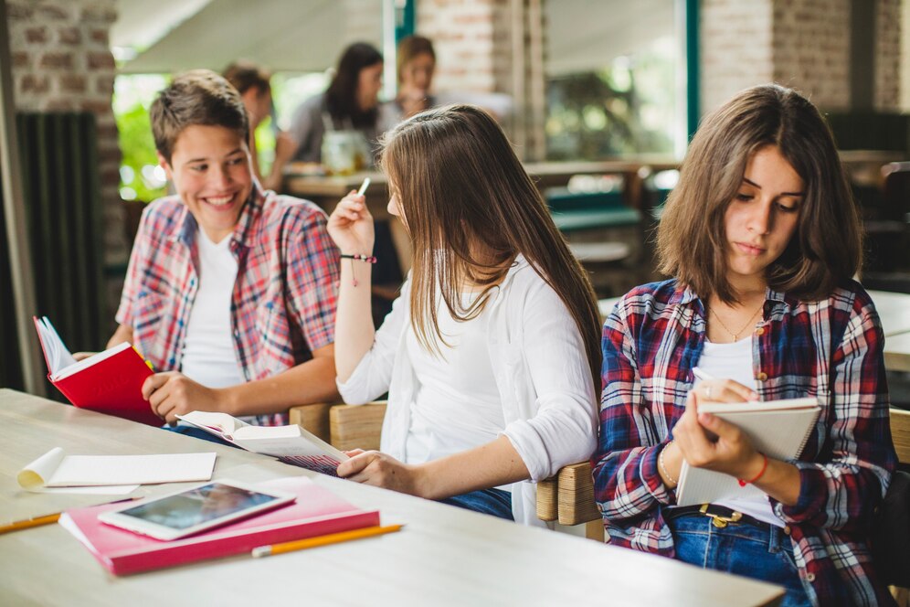 Liceo Classico o Scientifico, qual è la scuola giusta?