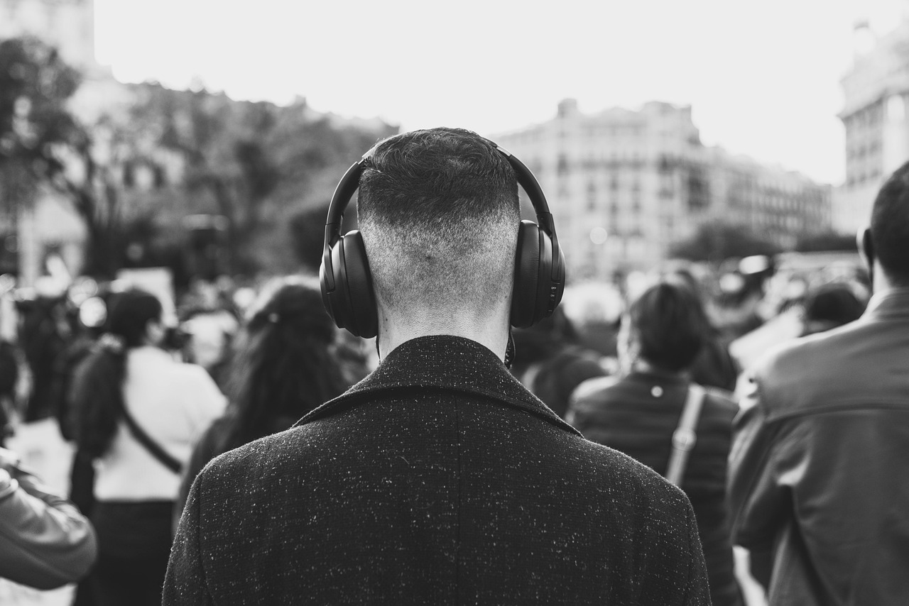 Gli studenti in piazza contro il ddl Sicurezza: 